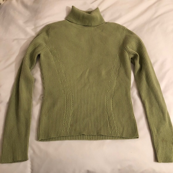 Bloomingdale's Sweaters - 100% Cashmere Green Turtleneck Sweater